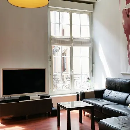 Art Taur T3 Apartment